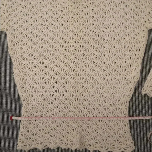 Wool handmade crochet top - Picture 3 of 5